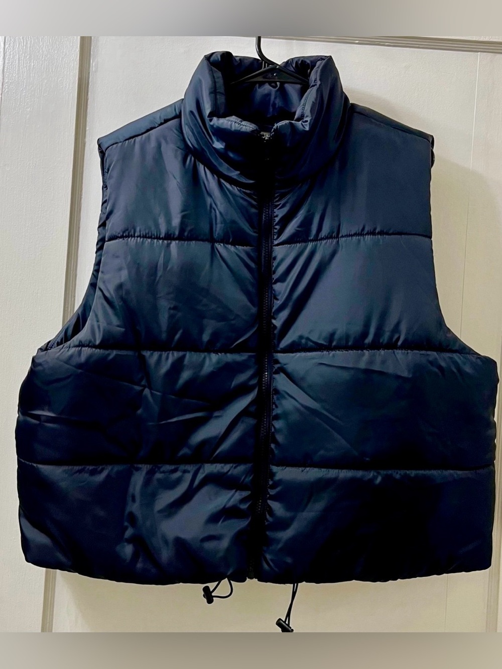 NWOT Women’s Ultra Flirt Navy Puffer Vest